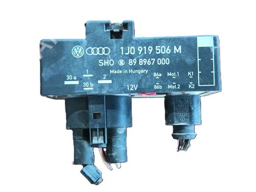 Used Electronic module SKODA FABIA I (6Y2) 1.4 TDI (70 hp) 29206936