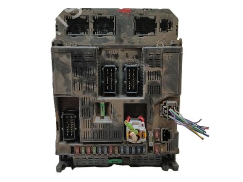 Fuse box PEUGEOT 307 SW (3H) 2.0 HDI 90 | BP29449642E1 