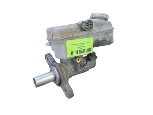 Used Brake master cylinder Brake master cylinder DACIA DOKKER Box Body/MPV 1.5 dCi 75 / Blue dCi 75 (FEJW, FEAH) (75 hp) 40083528 40083528