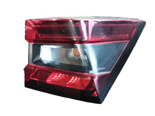 Used Right taillight NISSAN JUKE (F16_) 1.0 (114 hp) 30933491