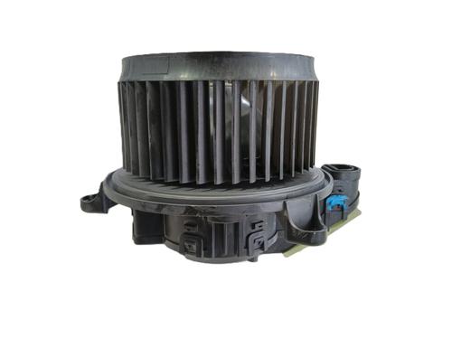 Used Heater blower motor Heater blower motor FORD PUMA (J2K, CF7) 1.0 EcoBoost (125 hp) 33540535 33540535