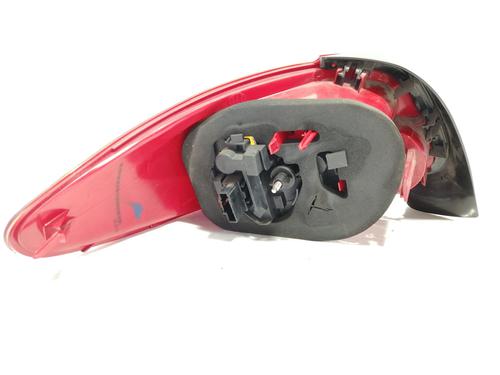 Right taillight PEUGEOT 206 CC (2D) 1.6 16V (2DNFUF, 2DNFUR) | BP8370834C35 