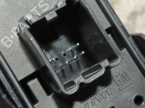 Right rear window switch OPEL ASTRA K Sports Tourer (B16) 1.4 Turbo (35) | BP22182975I28 