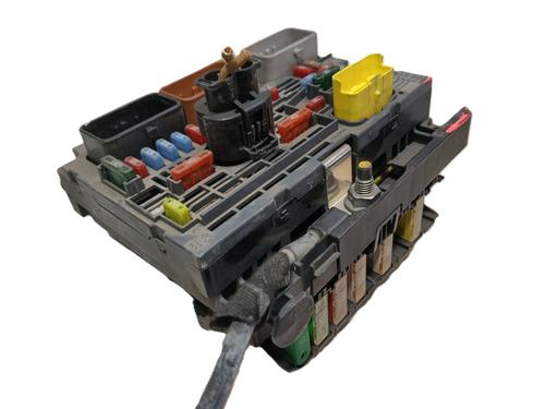 Used Fuse box Fuse box CITROËN C4 I (LC_) 1.4 16V (88 hp) 24995179 24995179