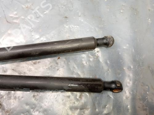 Tailgate lift support PEUGEOT 208 I (CA_, CC_) 1.0 VTi | BP23041939C138