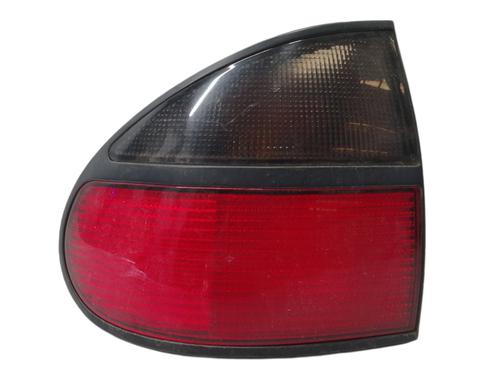 Used Left taillight RENAULT LAGUNA I (B56_, 556_) [1993-2002]  10522110