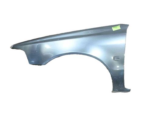 Używane Błotnik przedni lewy Błotnik przedni lewy VOLVO S40 I (644) 1.9 DI (115 hp) 37533409 37533409