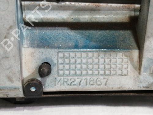 Front left exterior door handle MITSUBISHI GALANT VIII (EA_) 2.5 V6 24V (EA5A) | BP10932505C128 