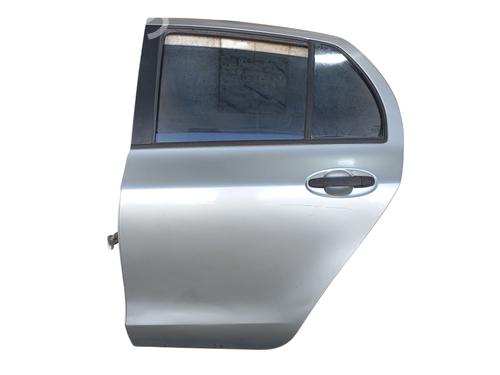 Used Left rear door Left rear door 33231567 33231567