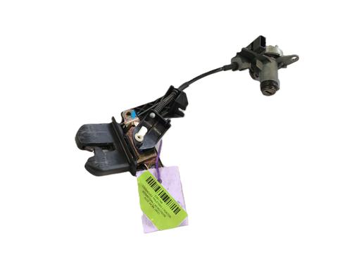 Bagklap lås Bagklap lås AUDI A4 B6 (8E2) 1.9 TDI (130 hp) 33626350 33626350