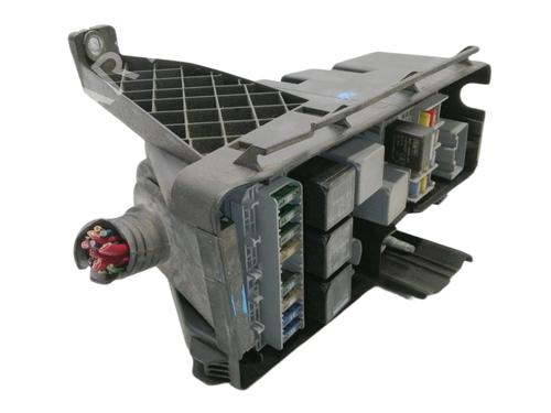 Used Fuse box VOLVO XC90 I (275) D5 AWD (185 hp) 12217370