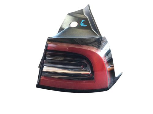 Used Right taillight TESLA MODEL Y (5YJY) [2019-2026]  26566337
