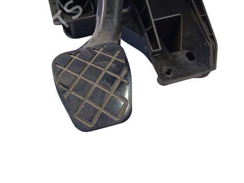 Break pedal AUDI Q2 (GAB, GAG) 1.6 TDI | BP32266755I19