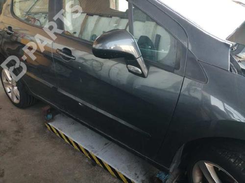 Portière Avant Droite Pour Peugeot 308 I (1) 5 Portes - Code Peinture KTHC - Pièce D'occasion