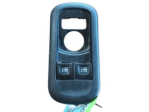 Used Left front window switch RENAULT MASTER III Platform/Chassis (EV, HV, UV) 2.3 dCi 165 RWD (HV0P, HV0U, HV10, HV12, UV0P, UV0U,... (163 hp) 27995256