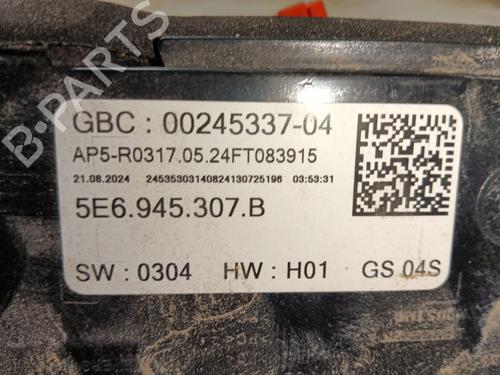 Venstre baglygte bagklap SKODA OCTAVIA IV (NX3, NN3, PV3) 2.0 TDi | BP31066901C79