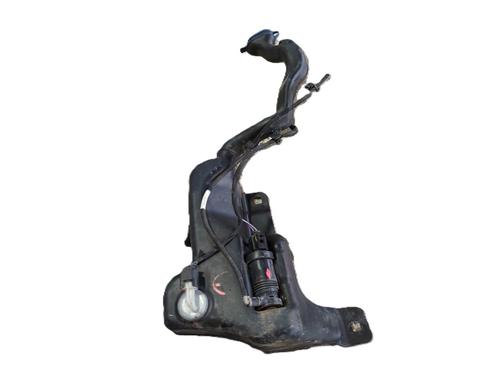 windscreen-washer-tank-mercedes-benz-cla-coupe-c117-2013-2014-2015-2016-2017-2018-2019-39030967 main image