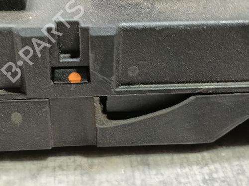 Fuse box PEUGEOT 407 SW (6E_, 6D_) 2.0 HDi 135 | BP23081871E1 