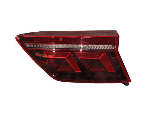 Used Right tailgate light Right tailgate light 37517016 37517016