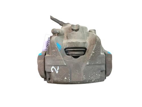 Used Right front brake caliper Right front brake caliper DACIA DOKKER Box Body/MPV 1.5 dCi 75 / Blue dCi 75 (FEJW, FEAH) (75 hp) 39721718 39721718