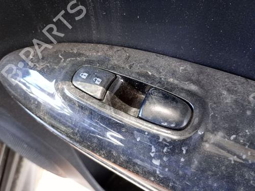 Right front window switch NISSAN JUKE (F15) 1.5 dCi | BP18045461I26 