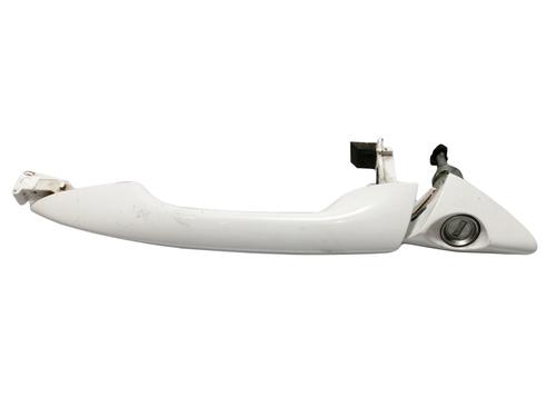 Used Front left exterior door handle HYUNDAI i30 (GD) 1.4 CRDi (90 hp) 7247725