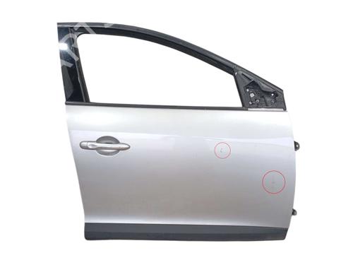 right-front-door-renault-megane-iii-hatchback-bz01_-b3_-2008-39975636 main image