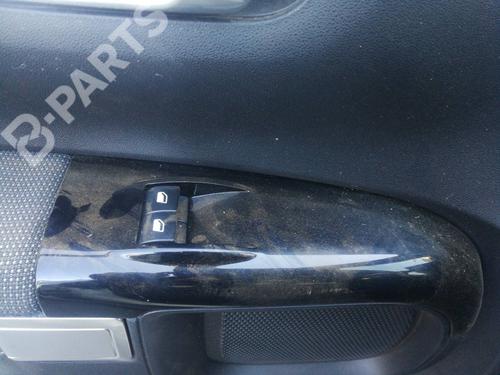 Used Left front window switch Left front window switch CITROËN C4 CACTUS 1.6 BlueHDi 100 (99 hp) 9512699 9512699