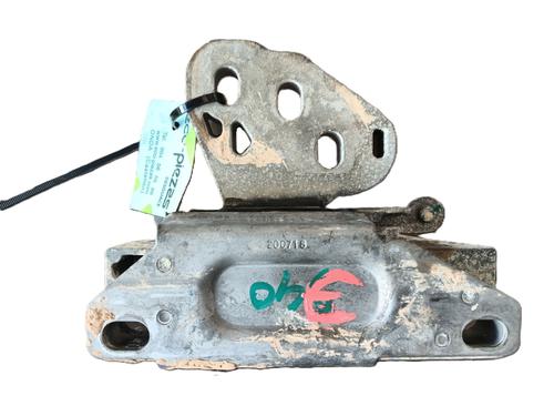 Used Engine mount FORD KA+ III (UK, FK) [2014-2025]  30143396