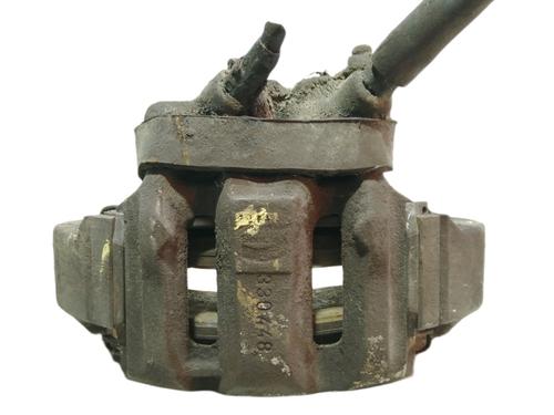 Used Right front brake caliper RENAULT TRAFIC Van (T_, P_, V_) [1989-2002]  11580126