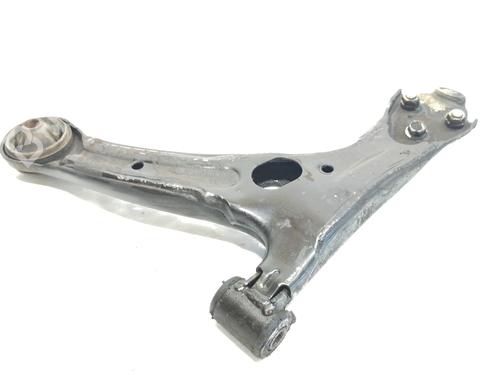 Used Right front suspension arm TOYOTA AVENSIS Estate (_T25_) 1.8 VVT-i (ZZT251_, ZZT251R) (129 hp) 7744423