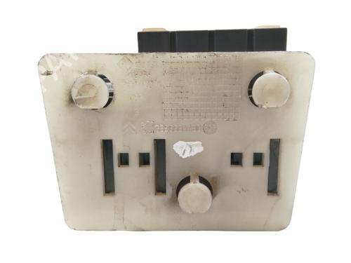 Fuse box CITROËN C3 Picasso (SH_)  | BP10034487E1 
