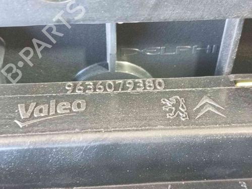 Fuse box CITROËN C5 III (RD_) 2.0 HDi 165 (RDRHHA, RDRHH8) | BP36259185E1 - Image 2