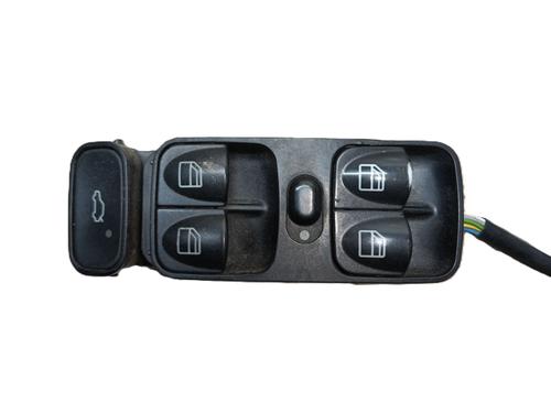 Used Left front window switch MERCEDES-BENZ C-CLASS (W203) C 270 CDI (203.016) (170 hp) 30458563
