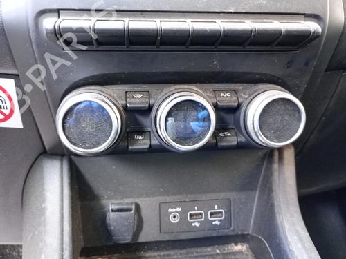 Used Climate control RENAULT CAPTUR II (HF_) [2020-2025]  17457655