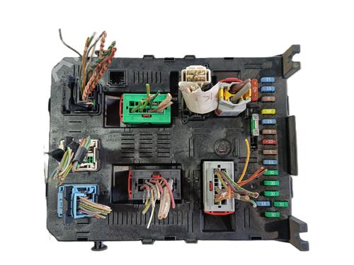 Used Fuse box Fuse box CITROËN C4 Coupe (LA_) 1.6 16V (109 hp) 34161998 34161998