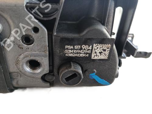 Rear right lock CITROËN C3 III (SX) 1.2 PURETECH 82 | BP28511004C99