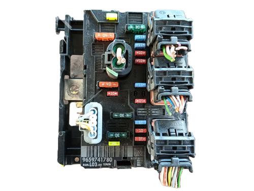 Used Fuse box CITROËN C2 (JM_) 1.1 (60 hp) 30147954