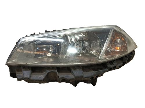 left-headlight-renault-megane-ii-saloon-lm01_-2003-32439817 main image