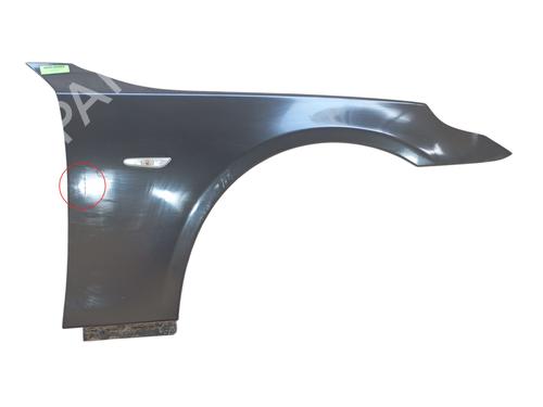 Used Right front fenders Right front fenders BMW 5 (E60) 525 d (177 hp) 34185627 34185627