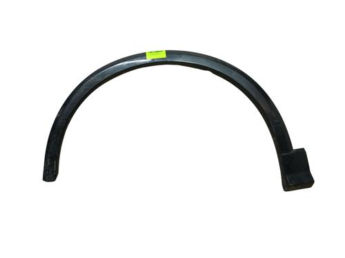 Używane Listwa nadkola przedniego lewego AUDI Q2 (GAB, GAG) 1.6 TDI (115 hp) 30882695