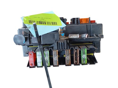 Fuse box PEUGEOT 307 SW (3H) 1.6 HDI 110 | BP28188571E1 