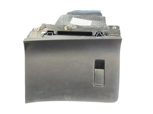 Handskerum Handskerum PEUGEOT 2008 II (UD_, US_, UY_, UJ_, UR_, UC_) 1.2 PureTech 130 (USHNS, URHNS) (130 hp) 34370260 34370260