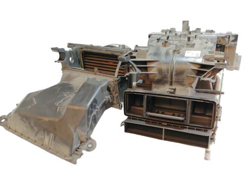 Used Heater matrix box TOYOTA YARIS (_P9_) 1.0 VVT-i (KSP90_, KSP90R) (69 hp) 14260265