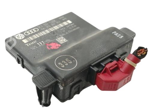 Used Electronic module Electronic module SEAT LEON (1P1) 1.9 TDI (105 hp) 10522593 10522593