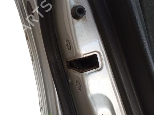 Left front door TOYOTA AVENSIS (_T25_) 2.0 D-4D (CDT250_, CDT250R) | BP30125337C2