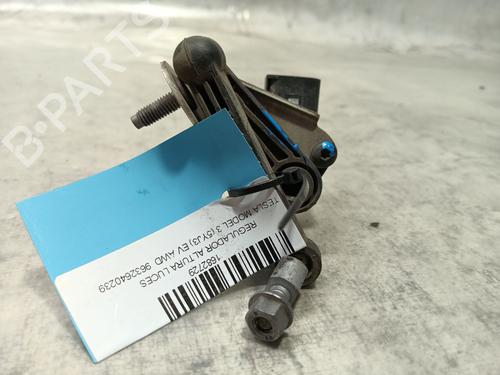 Frlygte justeringsmotor TESLA MODEL 3 (5YJ3) EV AWD (351 hp) 17648137