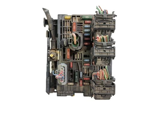 Used Fuse box Fuse box PEUGEOT 308 I (4A_, 4C_) 1.6 HDi (90 hp) 32680915 32680915