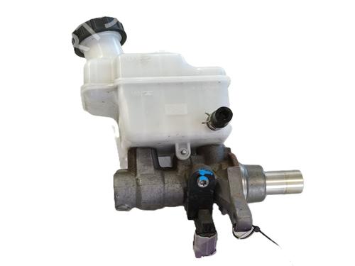 Used Brake master cylinder Brake master cylinder MG MG ZS SUV (AZS1) 1.0 T-GDi (111 hp) 33986435 33986435