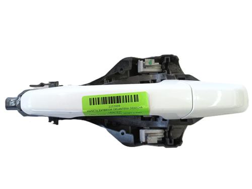 front-right-exterior-door-handle-land-rover-discovery-sport-l550-2014-33936608 main image